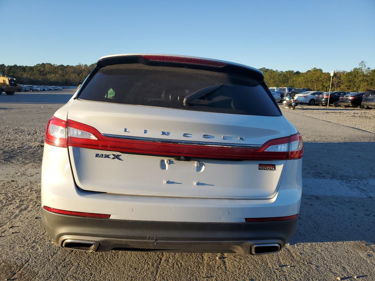 2018 Lincoln MKX VIN 2LMPJ6JR8JBL20310 Copart auction photo, rollover damage thumbnail 6