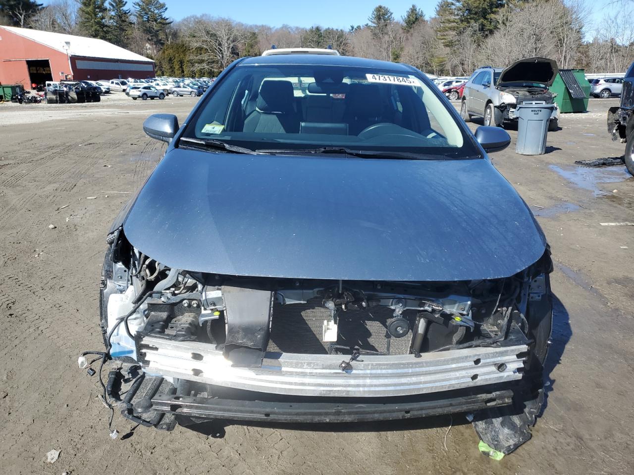 2021 Toyota Corolla VIN JTDEPMAE7MJ166809 Copart auction photo, front end / minor dent/scratches damage thumbnail 5