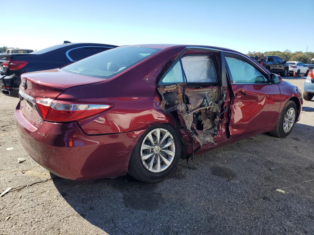 2017 Toyota Camry VIN 4T1BF1FK3HU778329 Copart auction photo, side / rear end damage thumbnail 3
