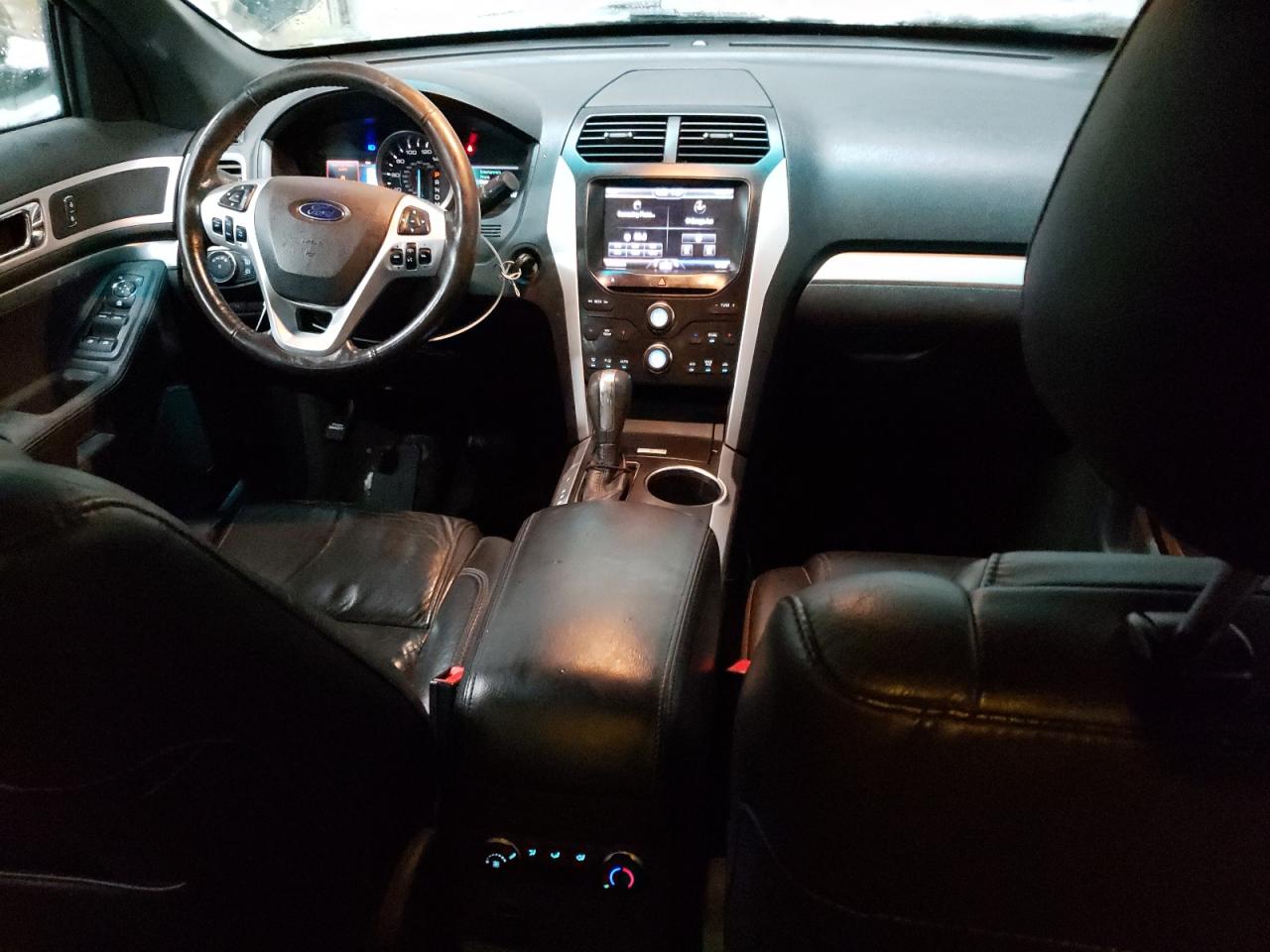 2013 Ford Explorer VIN 1FM5K8D86DGC28673 Copart auction photo, front end / minor dent/scratches damage thumbnail 8