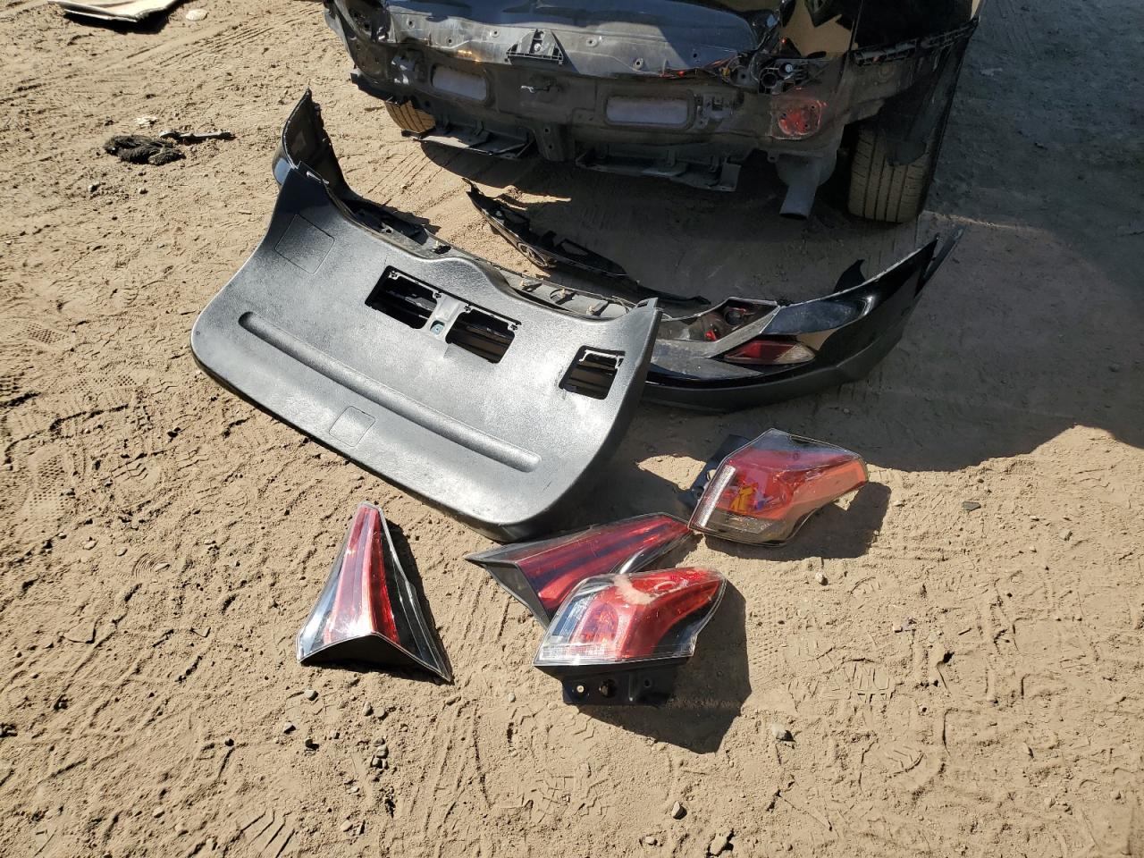 2018 Toyota RAV 4 VIN 2T3BFREV9JW735623 Copart auction photo, rear end damage thumbnail 13