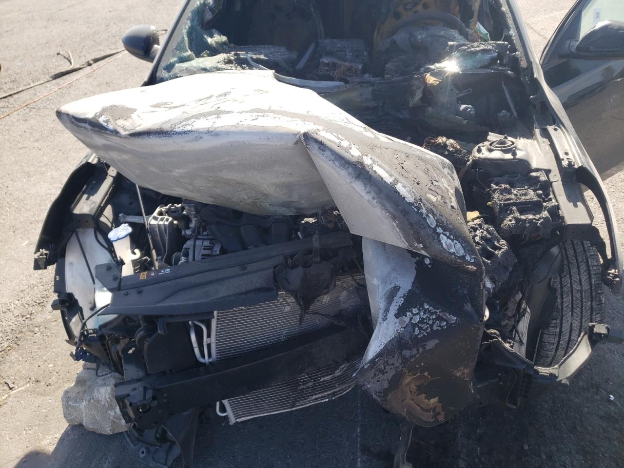 2024 KIA Forte VIN 3KPF24AD3RE753829 Copart auction photo, burn damage thumbnail 12