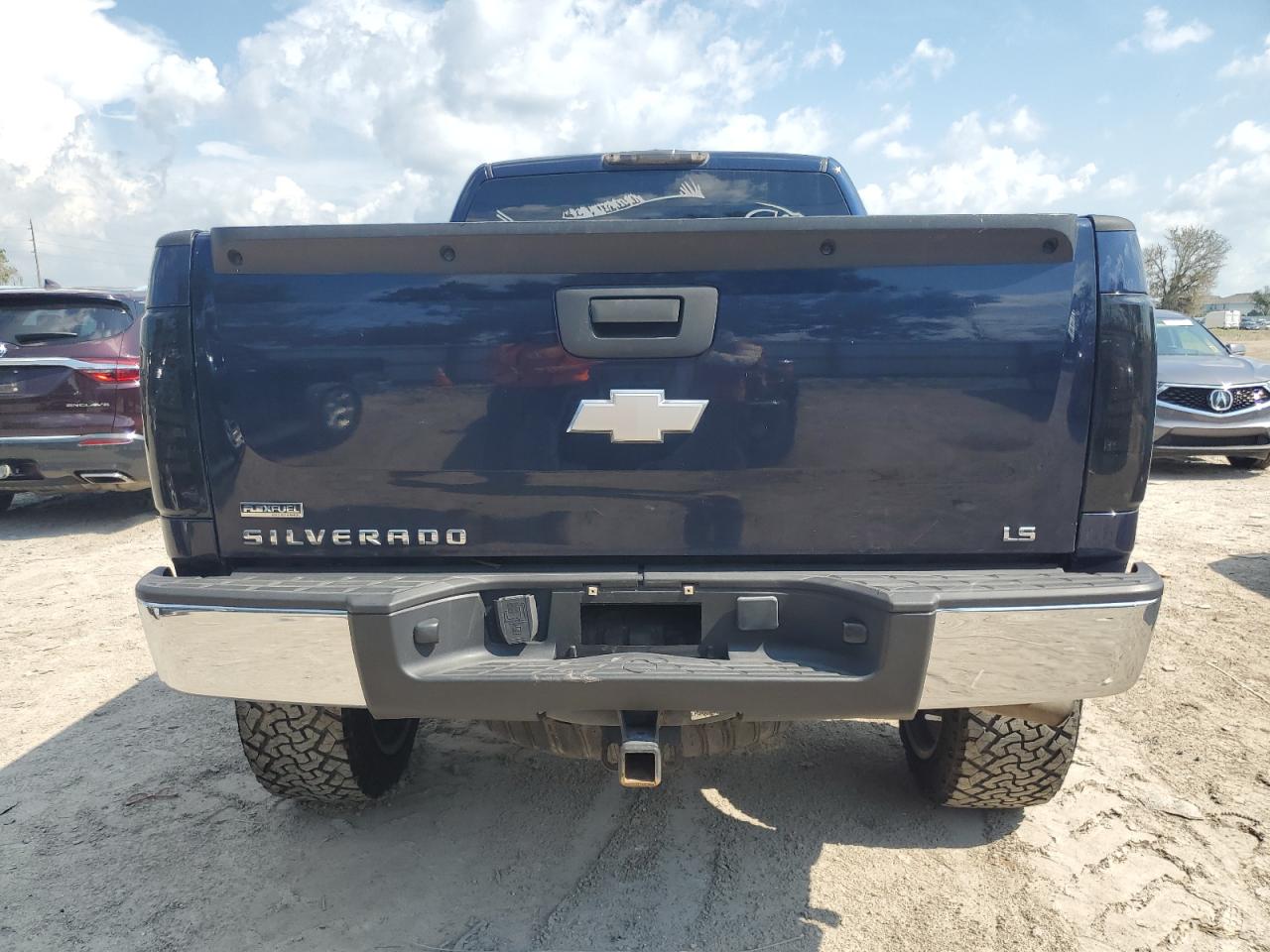 2011 Chevrolet Silverado VIN 1GCRKREA1BZ232483 Copart auction photo, front end / side damage thumbnail 6