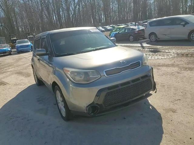 2016 KIA Soul VIN KNDJP3A56G7240344 Copart auction photo, front end damage thumbnail 13
