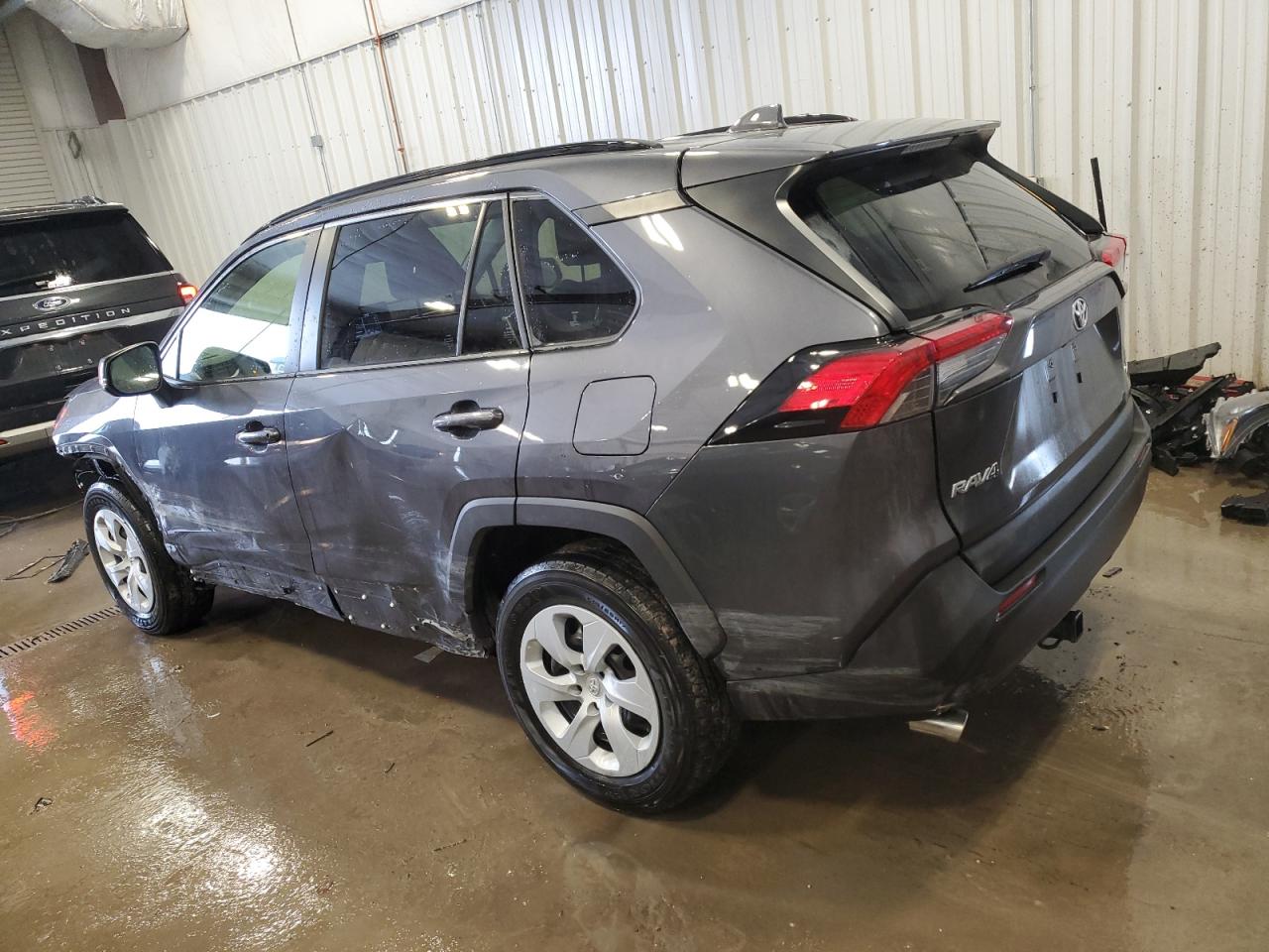 2019 Toyota RAV 4 VIN JTMG1RFV2KD045391 Copart auction photo, front end / side damage thumbnail 2