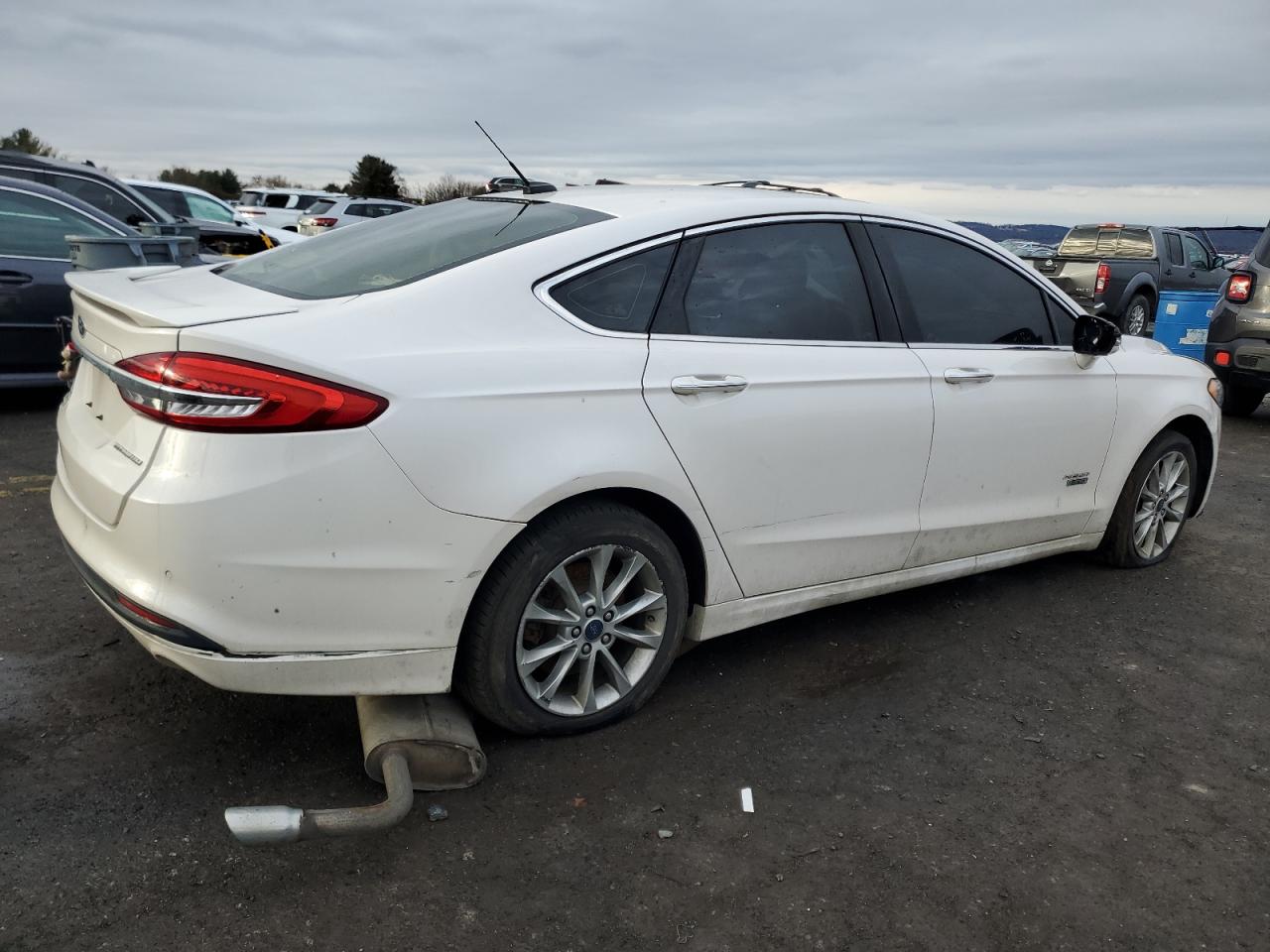2017 Ford Fusion VIN 3FA6P0SU8HR280936 Copart auction photo, rear end / side damage thumbnail 3