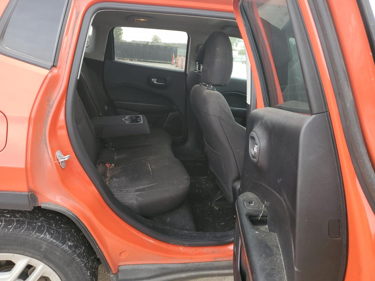 2018 Jeep Compass VIN 3C4NJCAB8JT233133 Copart auction photo, front end damage thumbnail 10