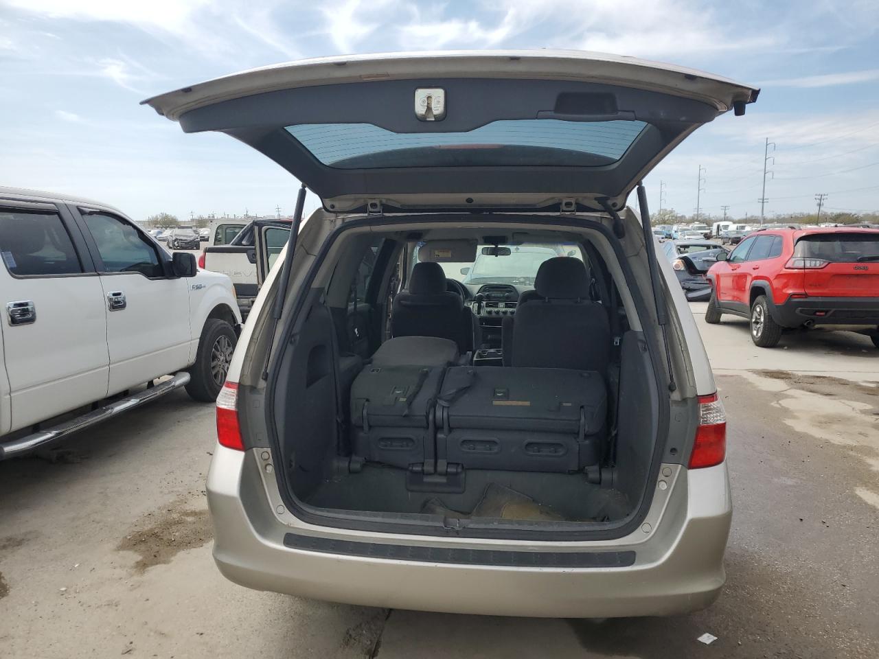 2007 Honda Odyssey VIN 5FNRL382X7B022038 Copart auction photo, front end damage thumbnail 6