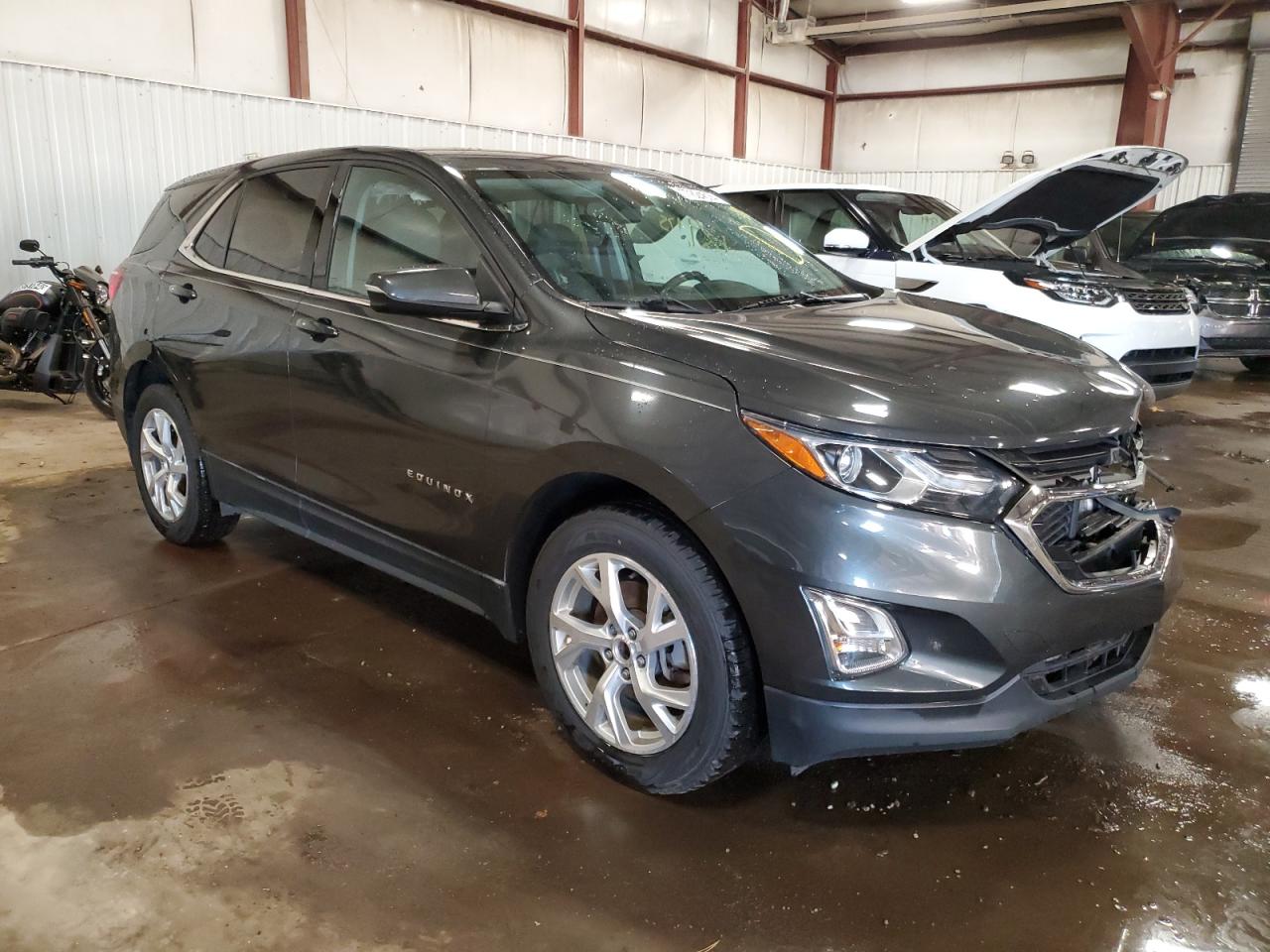 2018 Chevrolet Equinox VIN 2GNAXTEX6J6225661 Copart auction photo, front end / side damage thumbnail 4