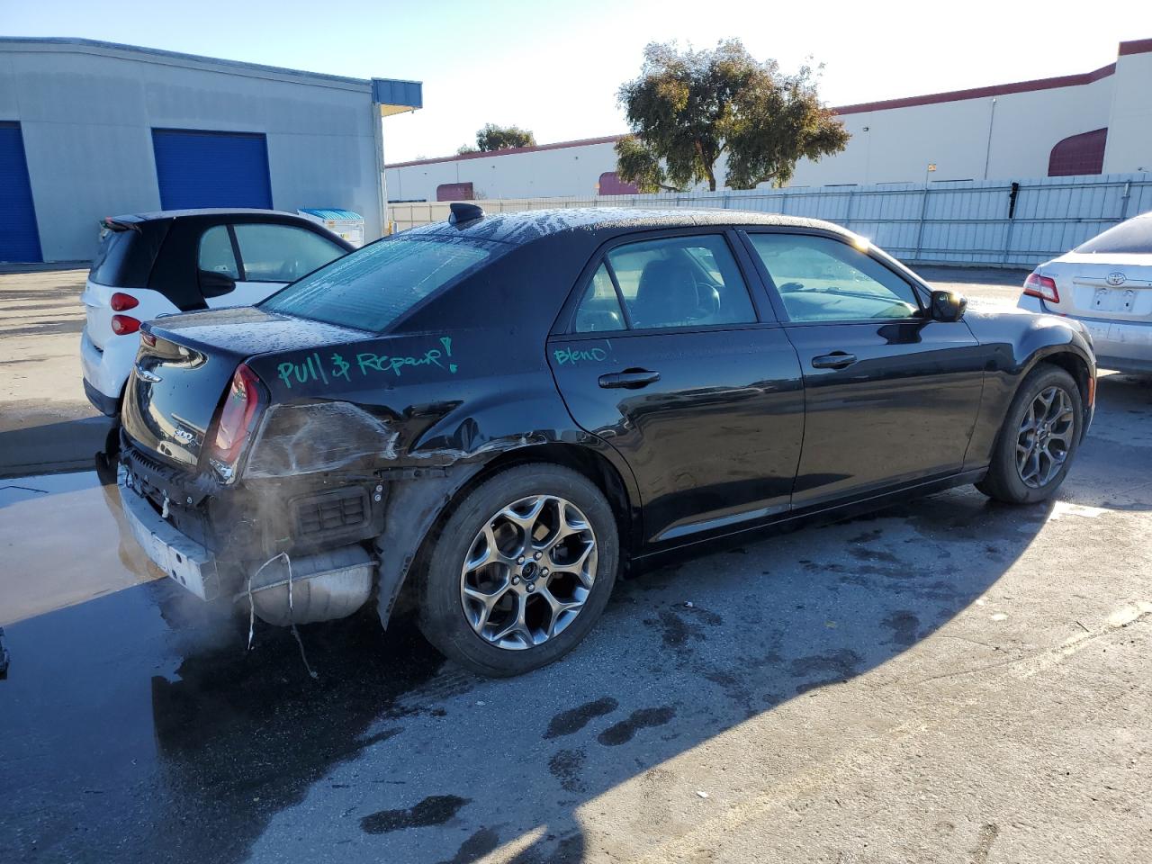 2018 Chrysler 300 VIN 2C3CCAGG1JH267405 Copart auction photo, rear end damage thumbnail 3