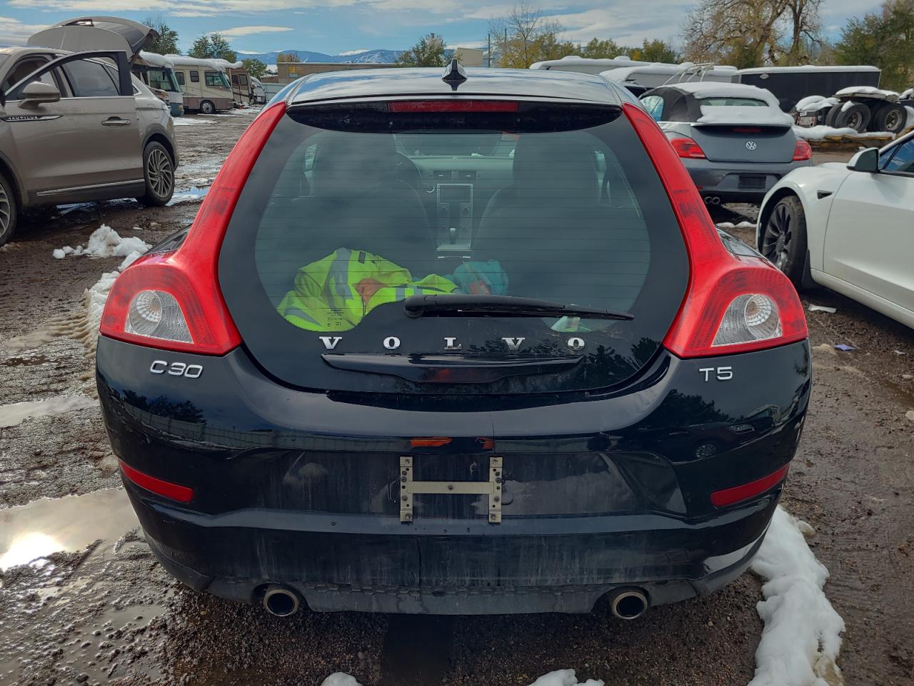 2011 Volvo C30 VIN YV1672MK5B2231233 Copart auction photo, front end damage thumbnail 6