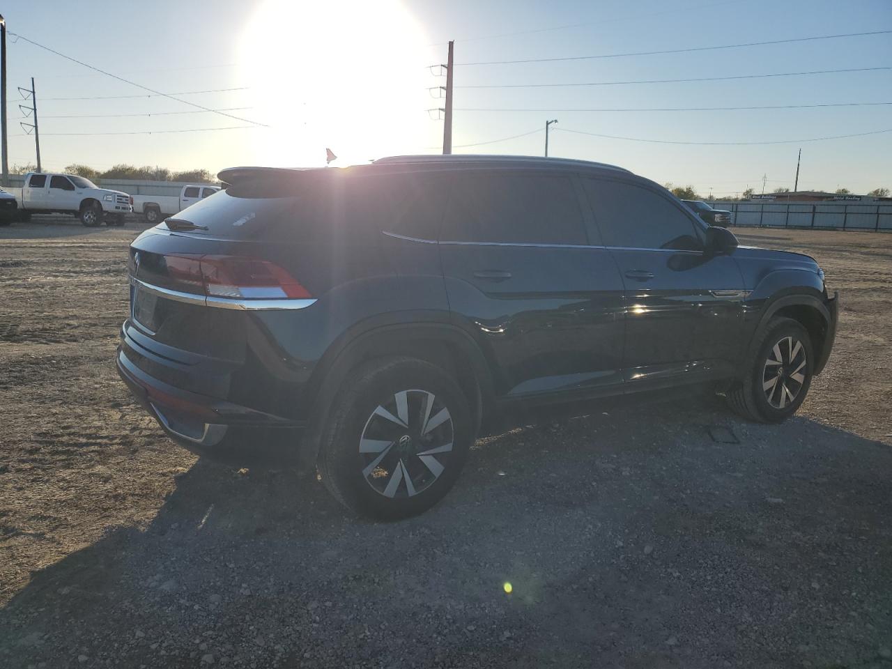 2021 Volkswagen Atlas VIN 1V2DC2CAXMC219043 Copart auction photo, front end damage thumbnail 3