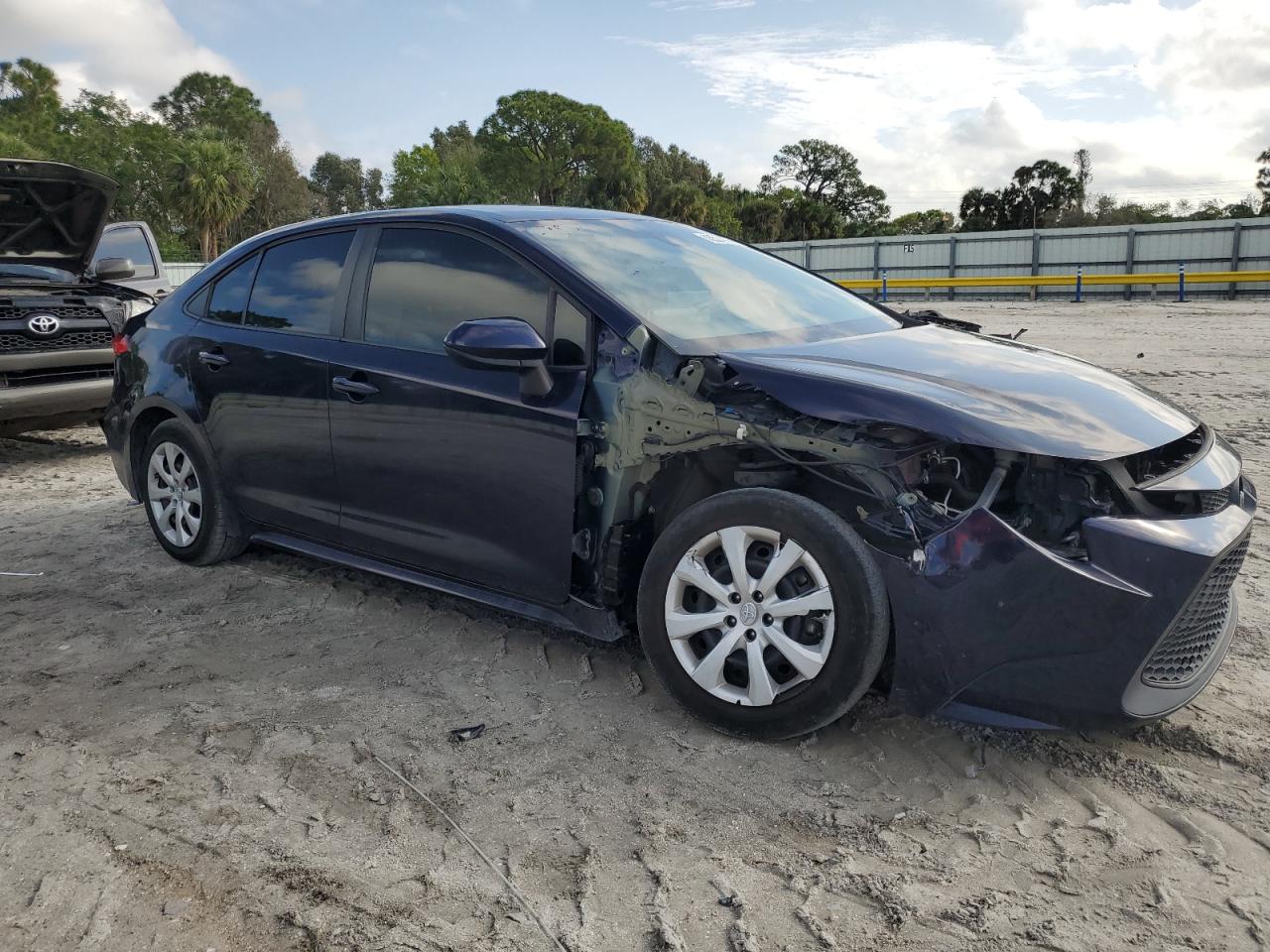 2020 Toyota Corolla VIN 5YFEPRAE5LP140345 Copart auction photo, front end / minor dent/scratches damage thumbnail 4