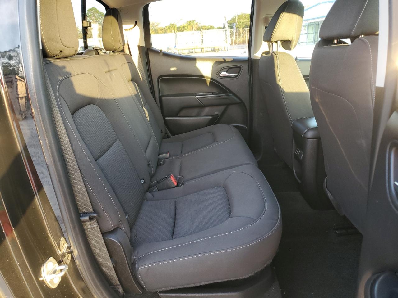 2017 Chevrolet Colorado VIN 1GCGSCENXH1203434 Copart auction photo, minor dent/scratches damage thumbnail 10