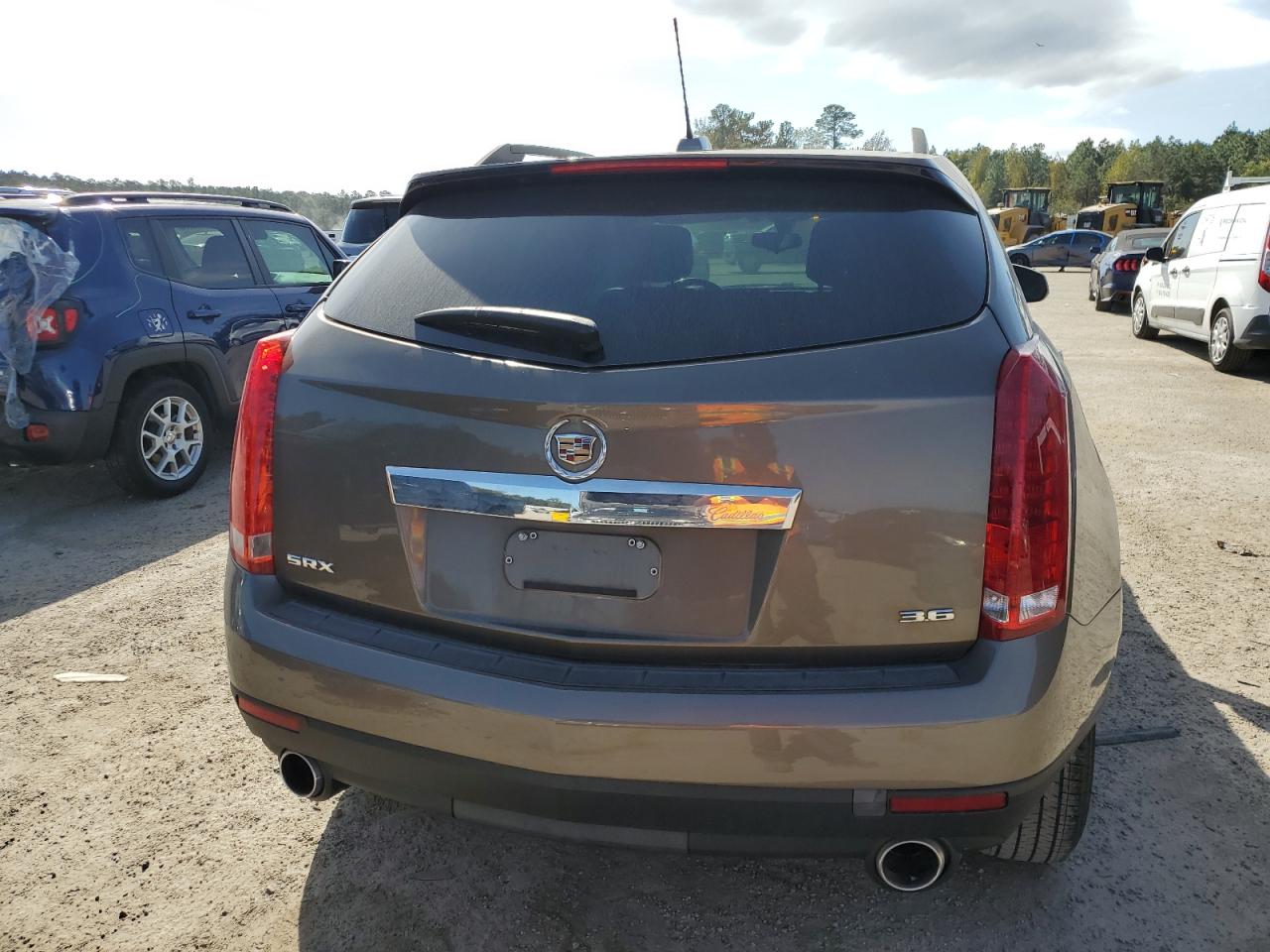 2015 Cadillac SRX VIN 3GYFNAE34FS557770 Copart auction photo, undercarriage damage thumbnail 6
