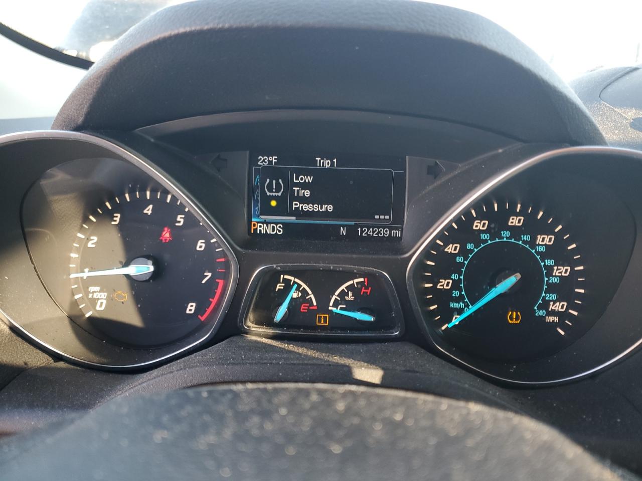 2014 Ford Escape VIN 1FMCU0J91EUE38455 Copart auction photo, front end damage thumbnail 9