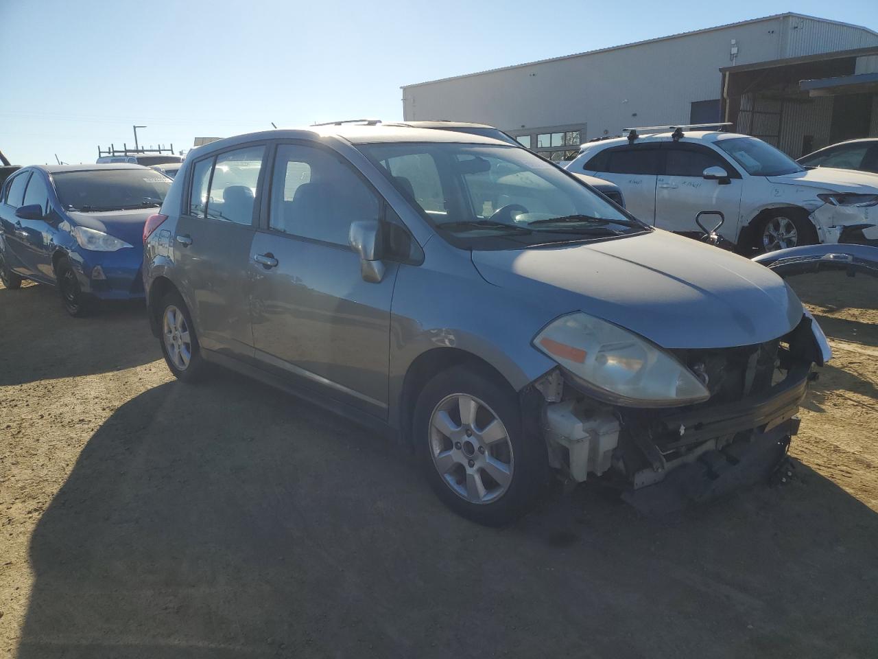 2008 Nissan Versa VIN 3N1BC13E48L414025 Copart auction photo, side / front end damage thumbnail 4