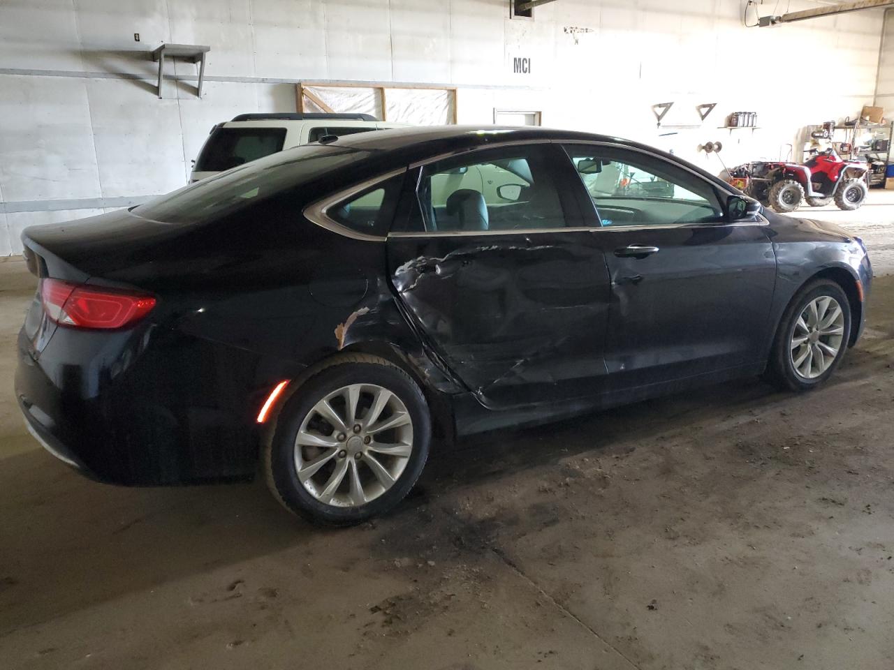 2015 Chrysler 200 VIN 1C3CCCCB7FN559502 Copart auction photo, side / rear end damage thumbnail 3