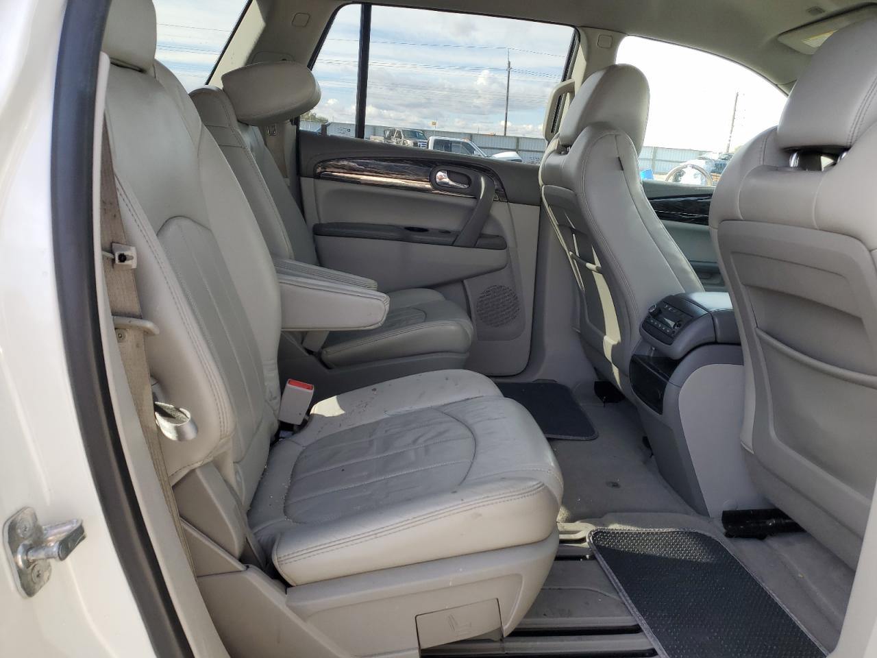 2013 Buick Enclave VIN 5GAKVDKD9DJ152314 Copart auction photo, front end / side damage thumbnail 11
