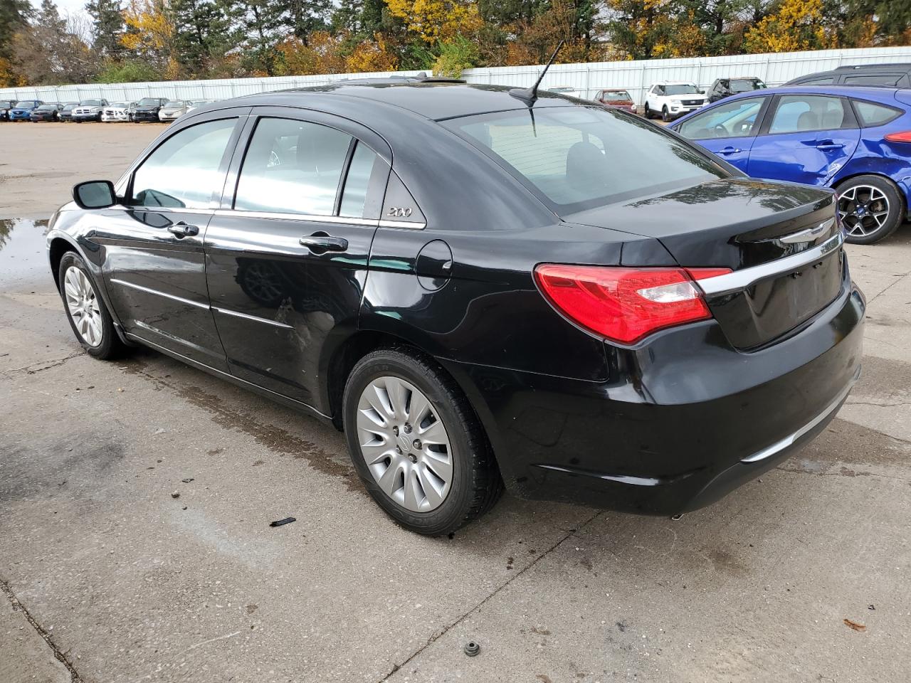 2011 Chrysler 200 VIN 1C3BC4FB7BN558485 Copart auction photo, side / minor dent/scratches damage thumbnail 2