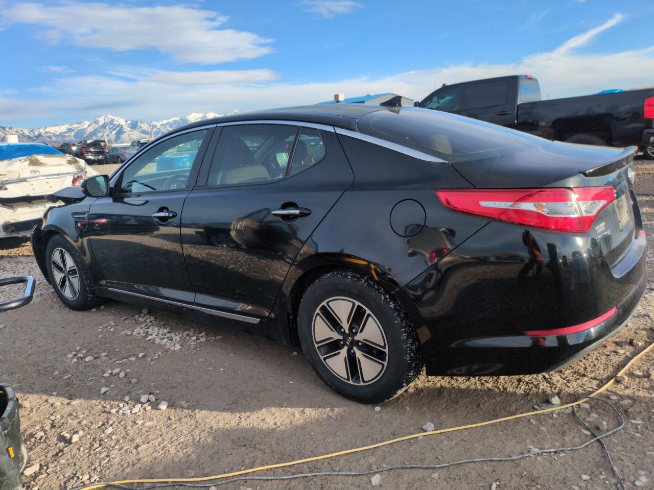 2011 KIA Optima VIN KNAGM4AD5B5008688 Copart auction photo, front end damage thumbnail 2