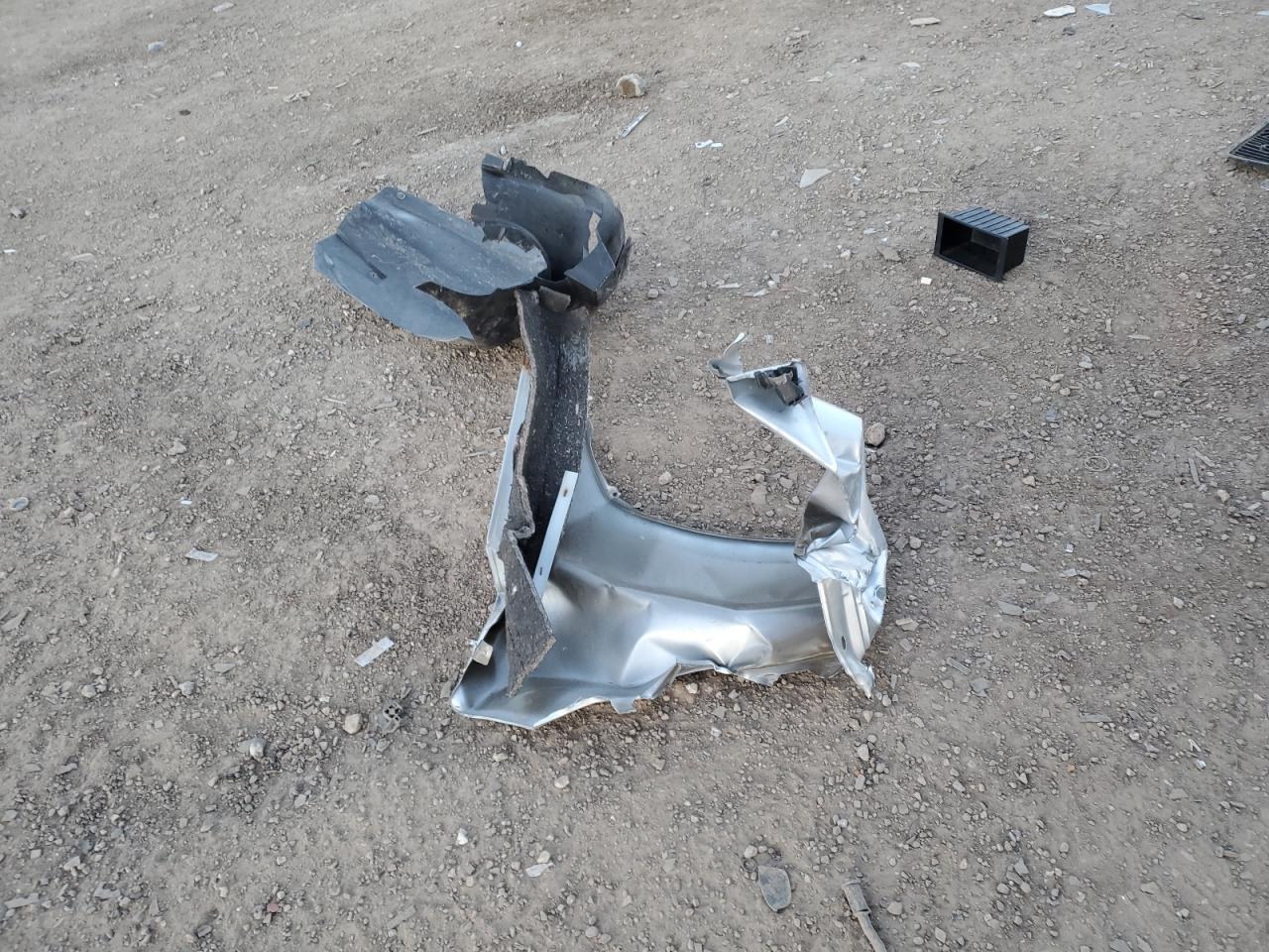 2011 Chevrolet Equinox VIN 2GNALBEC5B1157421 Copart auction photo, front end / minor dent/scratches damage thumbnail 14