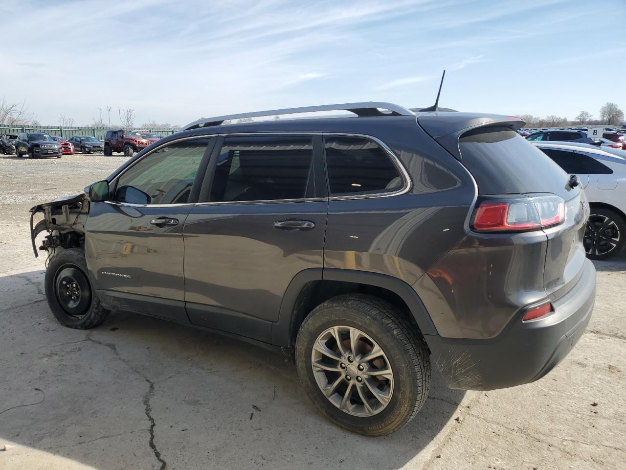 2019 Jeep Grand Cherokee VIN 1C4PJLLB5KD249108 Copart auction photo, front end damage thumbnail 2