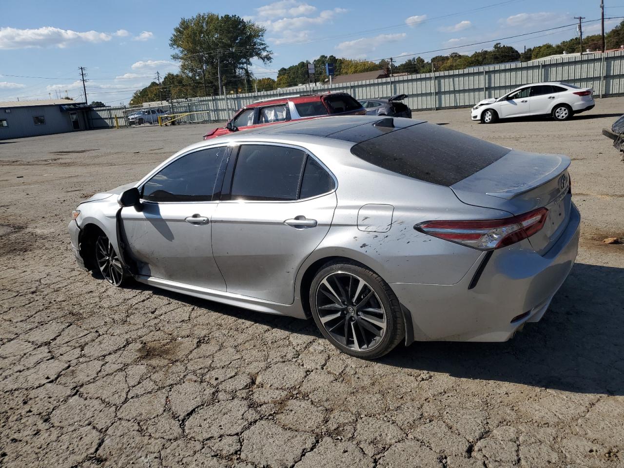 2019 Toyota Camry VIN 4T1B61HK3KU762765 Copart auction photo, front end damage thumbnail 2