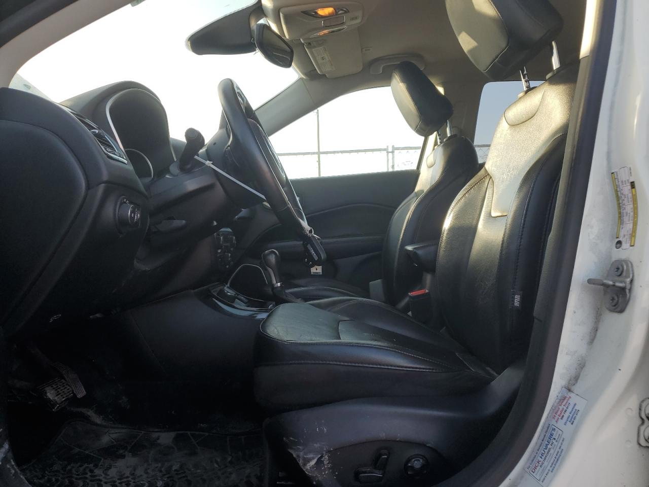 2018 Jeep Compass VIN 3C4NJDCB2JT397397 Copart auction photo, water/flood damage thumbnail 7