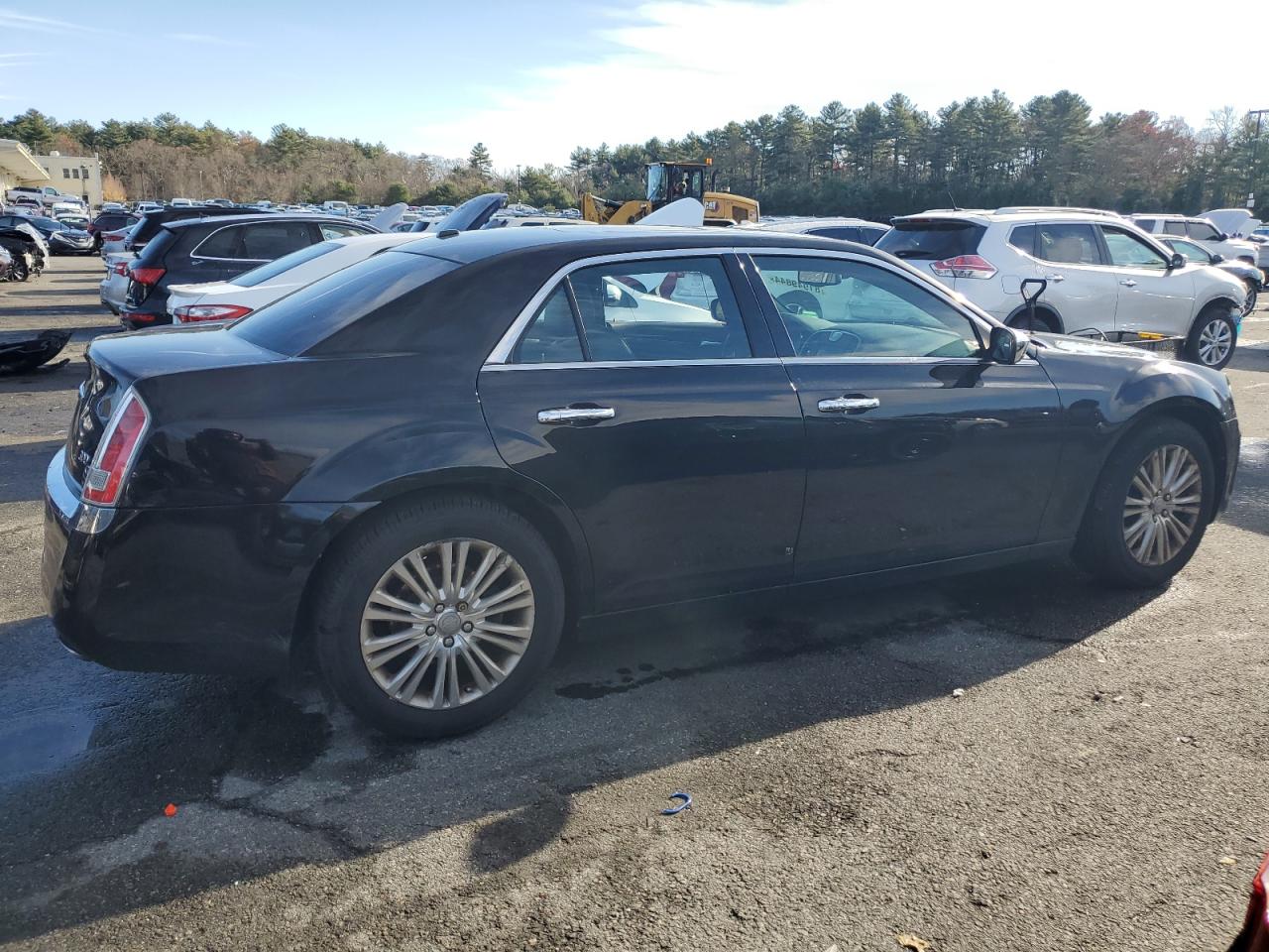 2013 Chrysler 300 VIN 2C3CCAKG5DH736197 Copart auction photo, front end damage thumbnail 3