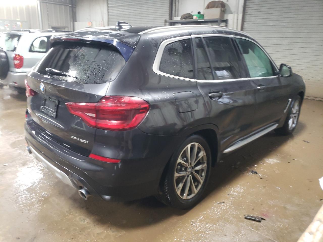 2018 BMW X3 VIN 5UXTR9C59JLD70427 Copart auction photo, side damage thumbnail 3