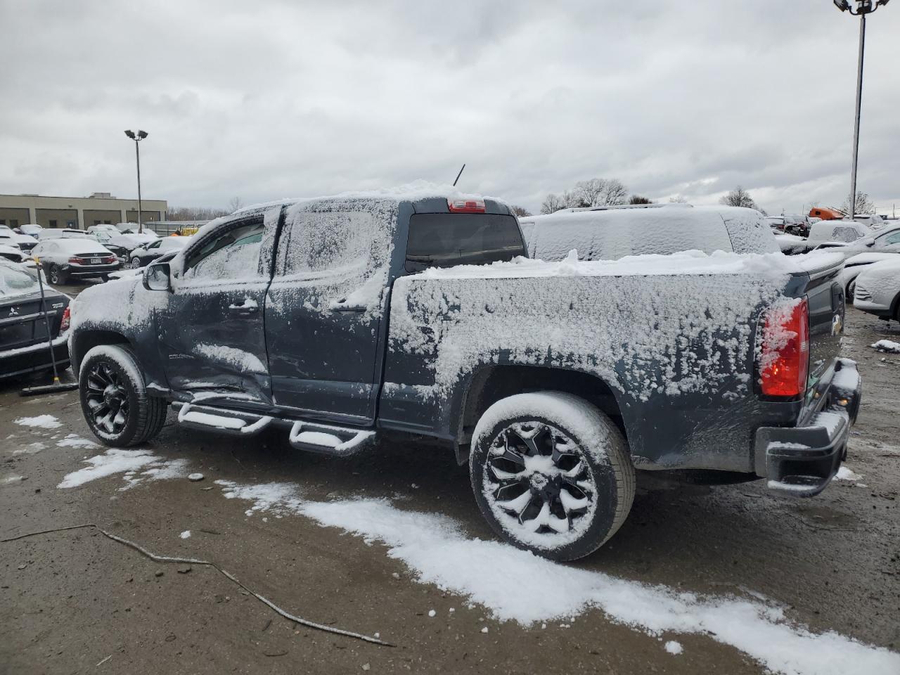 2015 Chevrolet Colorado VIN 1GCGTCE32F1119018 Copart auction photo, side / minor dent/scratches damage thumbnail 2