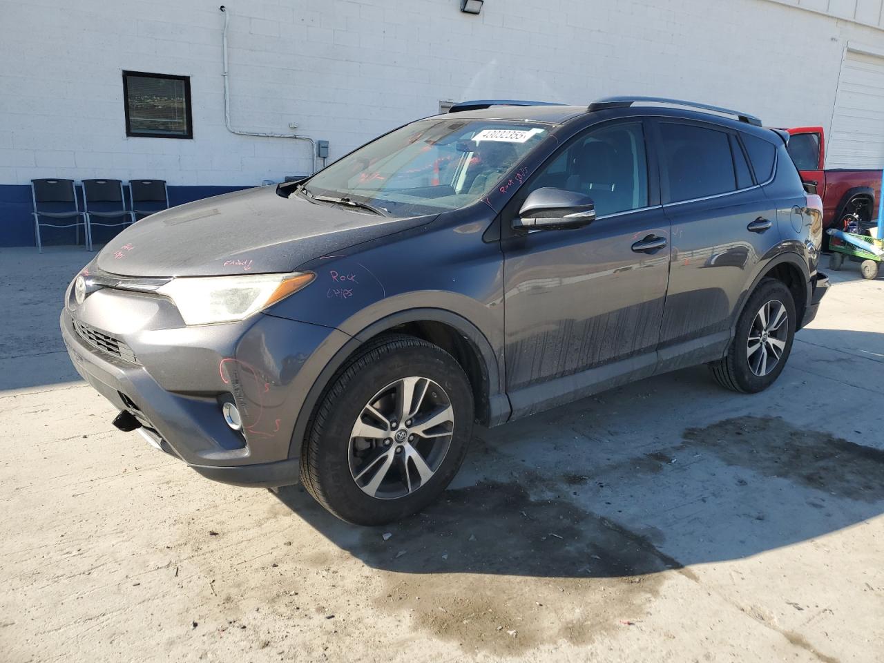 2017 Toyota RAV 4 VIN 2T3RFREV2HW587548