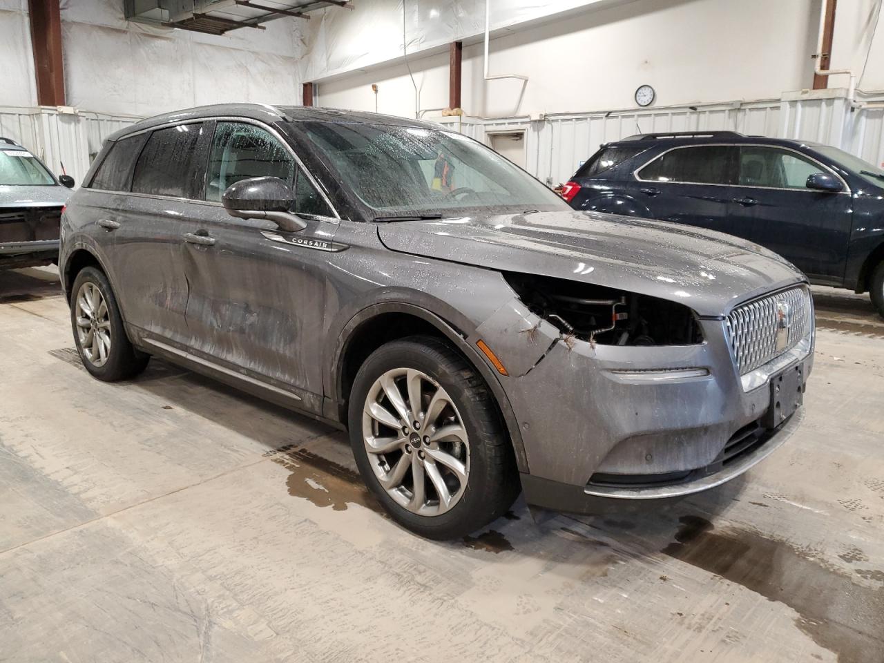 2021 Lincoln Corsair VIN 5LMCJ1D91MUL26163 Copart auction photo, front end / side damage thumbnail 4