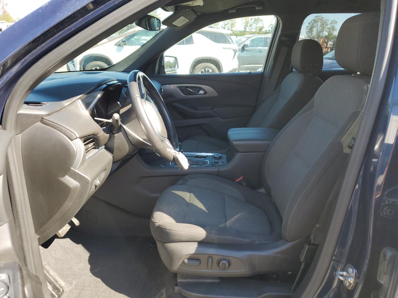 2022 Chevrolet Traverse VIN 1GNERGKW2NJ167863 Copart auction photo, water/flood damage thumbnail 7