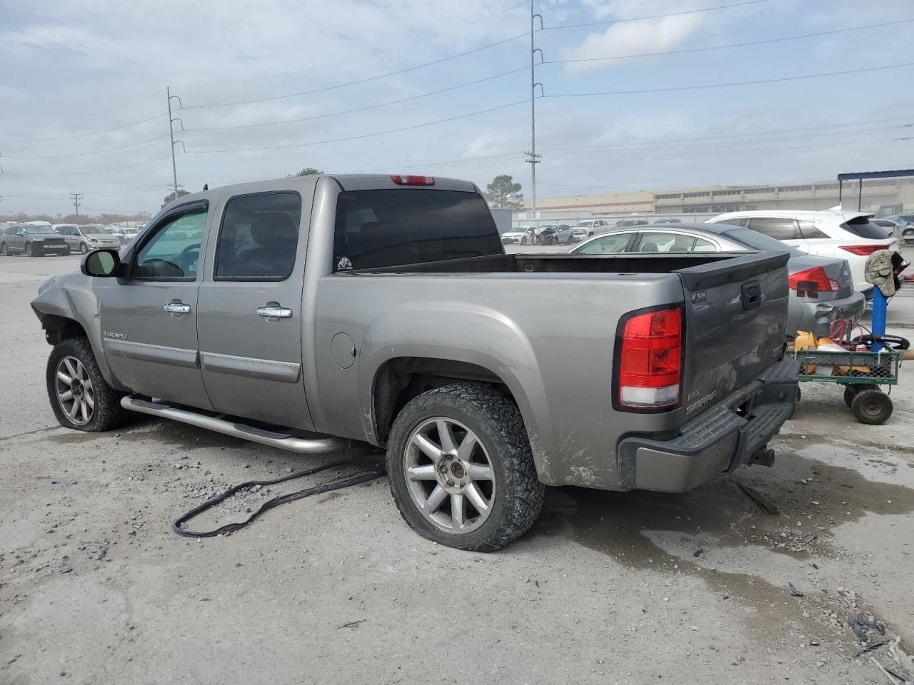 2009 GMC Sierra VIN 3GTEC03249G186631 Copart auction photo, front end damage thumbnail 2