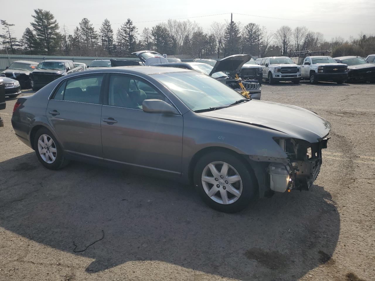 2005 Toyota Avalon VIN 4T1BK36B05U042628 Copart auction photo, front end damage thumbnail 4