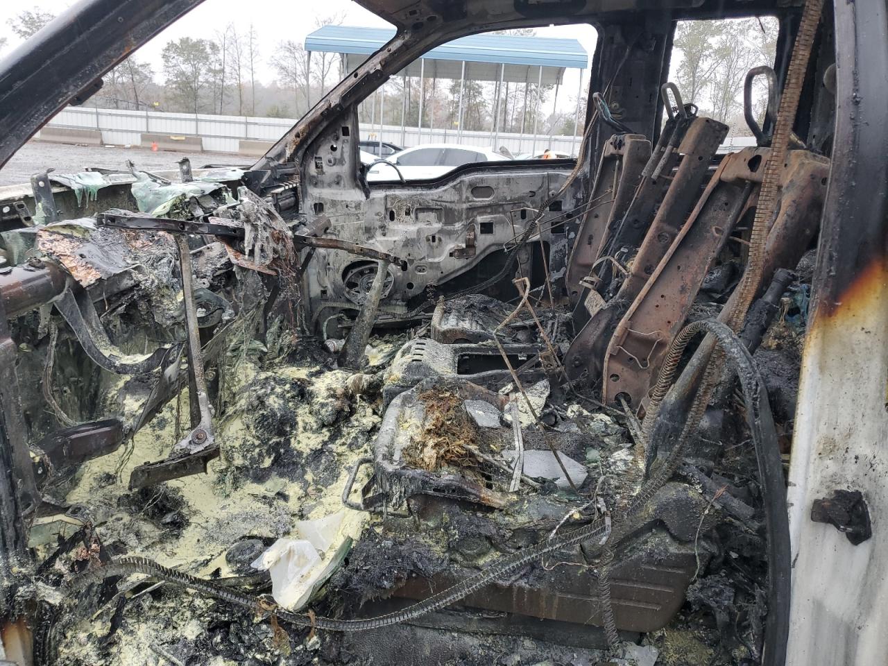 2013 Ford F-150 VIN 1FTFX1EF6DKF72015 Copart auction photo, burn damage thumbnail 7