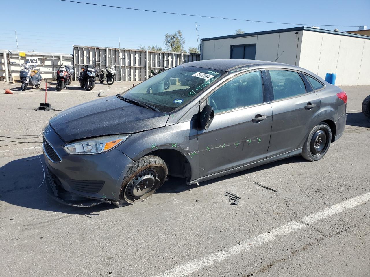 2018 Ford Focus VIN 1FADP3E23JL290684