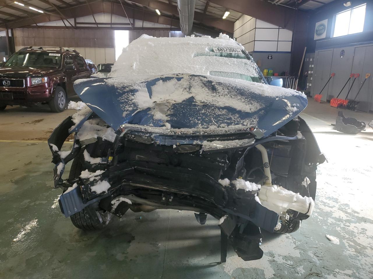 2017 Subaru Forester VIN JF2SJAGC2HH477670 Copart auction photo, front end / minor dent/scratches damage thumbnail 5