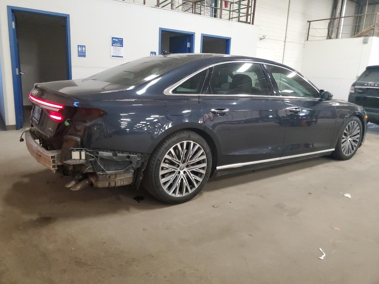 2019 Audi A8 VIN WAU8DAF89KN010958 Copart auction photo, rear end damage thumbnail 3