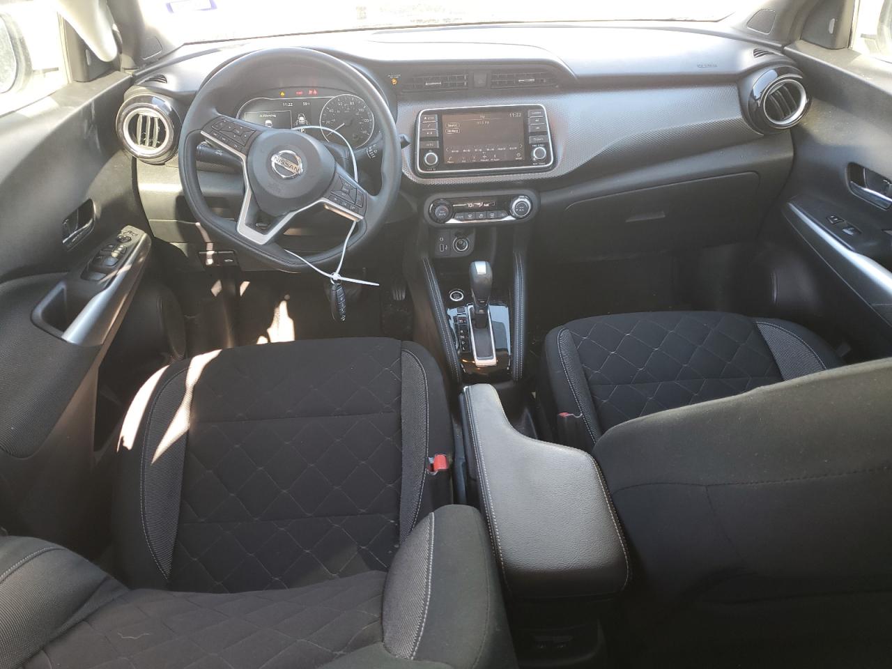 2020 Nissan Kicks VIN 3N1CP5CV3LL551983 Copart auction photo, front end / side damage thumbnail 8