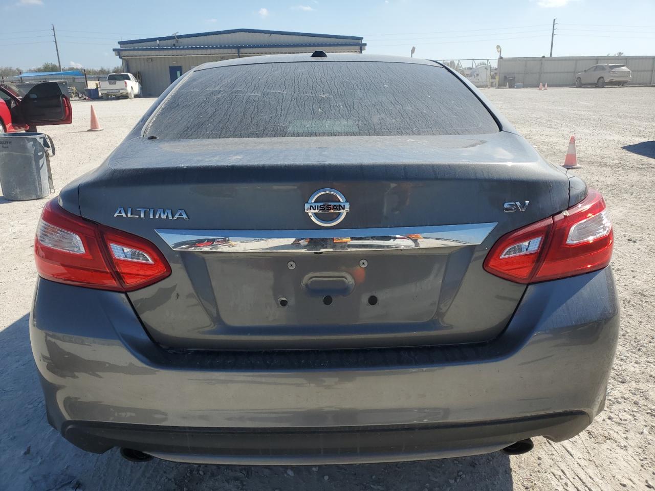 2017 Nissan Altima VIN 1N4AL3AP5HC256143 Copart auction photo, front end damage thumbnail 6
