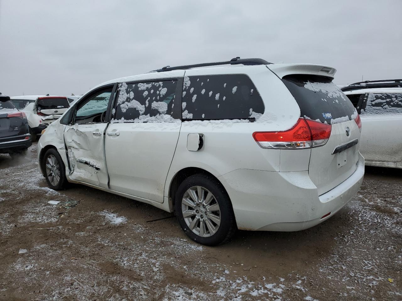 2012 Toyota Sienna VIN 5TDDK3DC4CS030704 Copart auction photo, side / front end damage thumbnail 2
