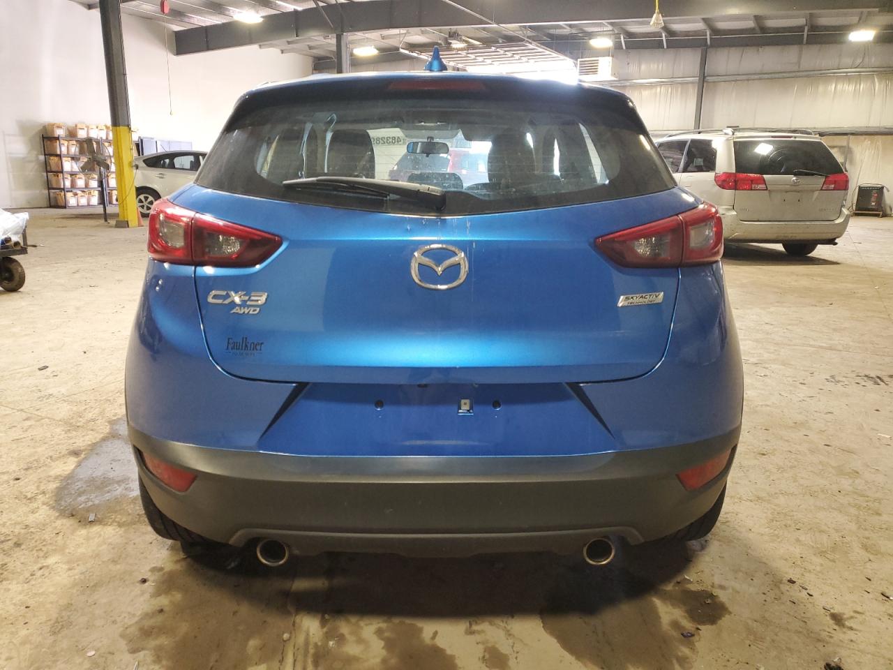 2017 Mazda CX-3 VIN JM1DKFC72H0172081 Copart auction photo, front end / side damage thumbnail 6