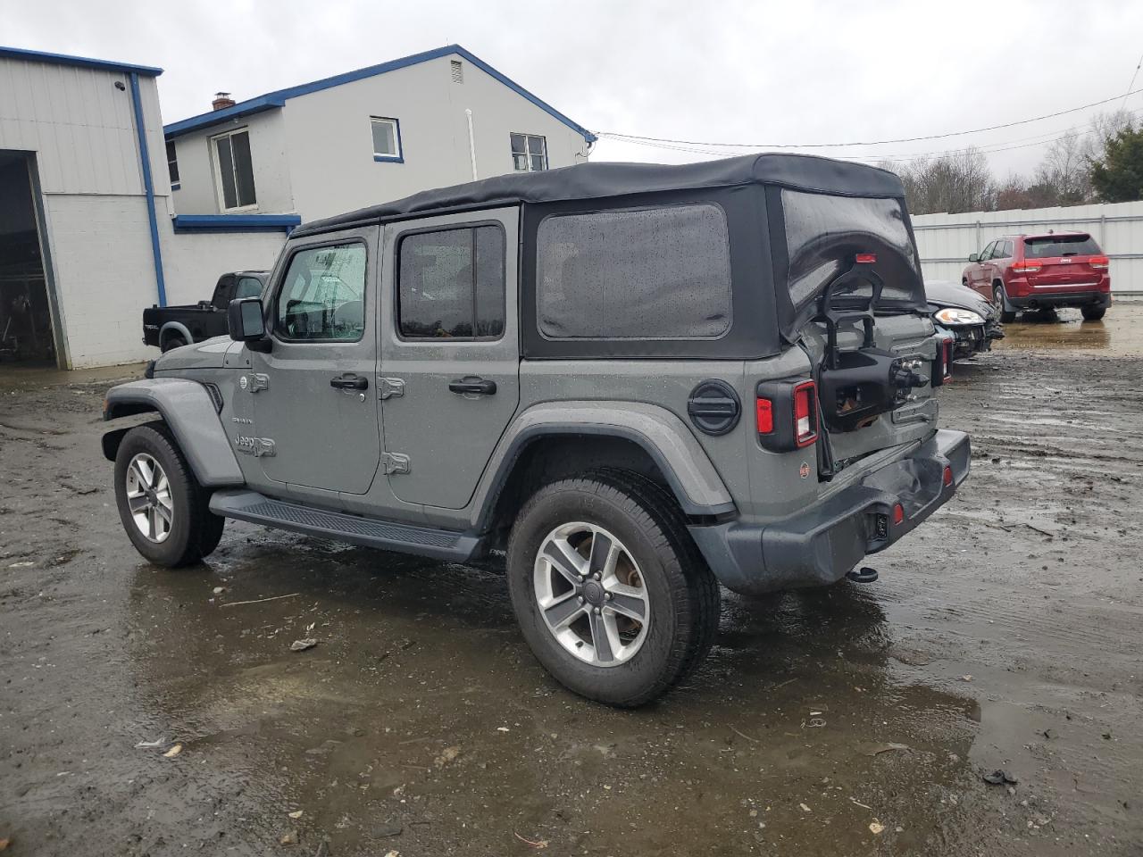 2018 Jeep Wrangler VIN 1C4HJXEN2JW251050 Copart auction photo, rear end / minor dent/scratches damage thumbnail 2