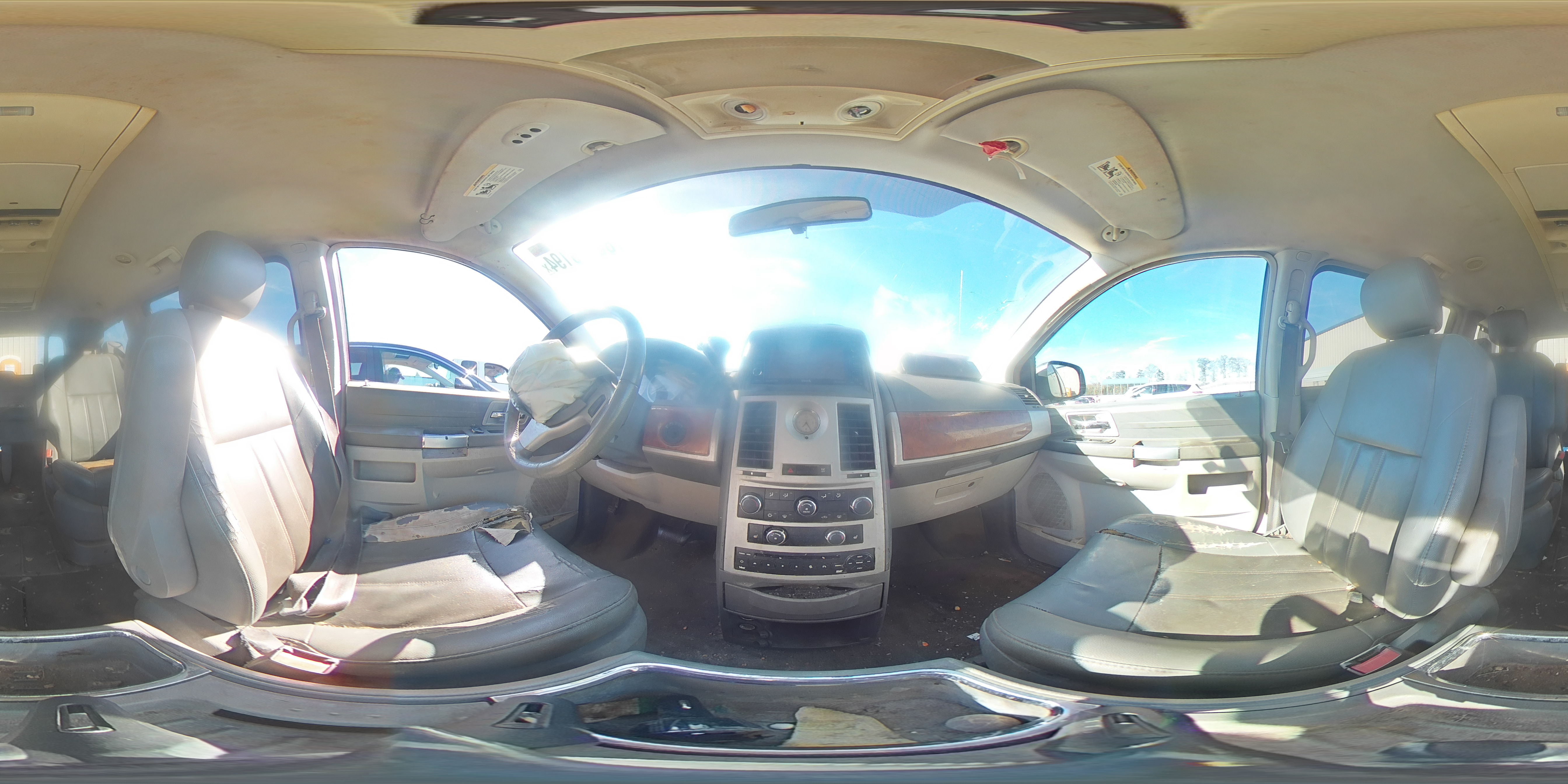 2008 Chrysler Town & Country VIN 2A8HR54P68R783378 Copart auction photo, front end / minor dent/scratches damage thumbnail 14