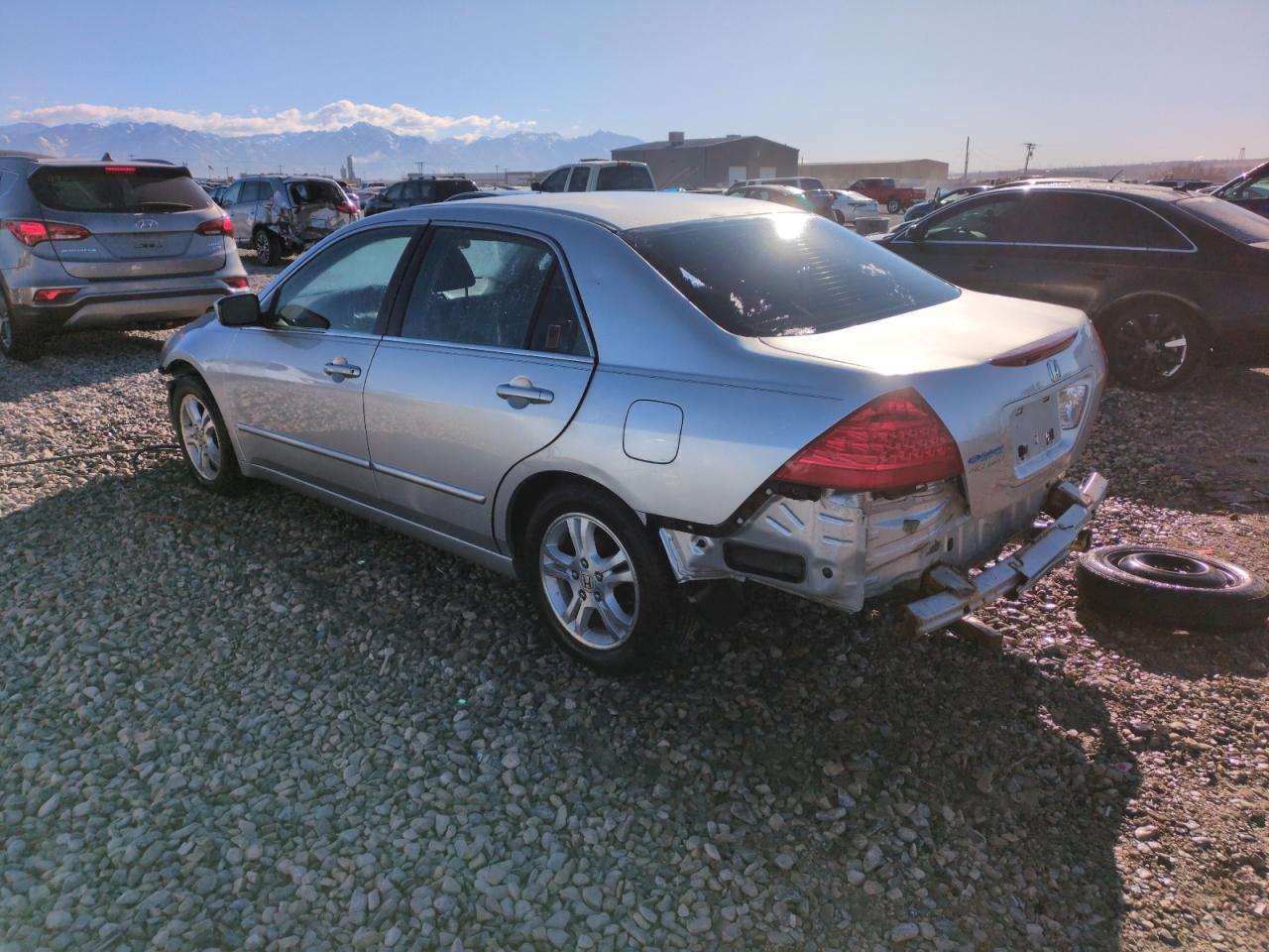 2007 Honda Accord VIN 1HGCM56737A176033 Copart auction photo, rear end / front end damage thumbnail 2