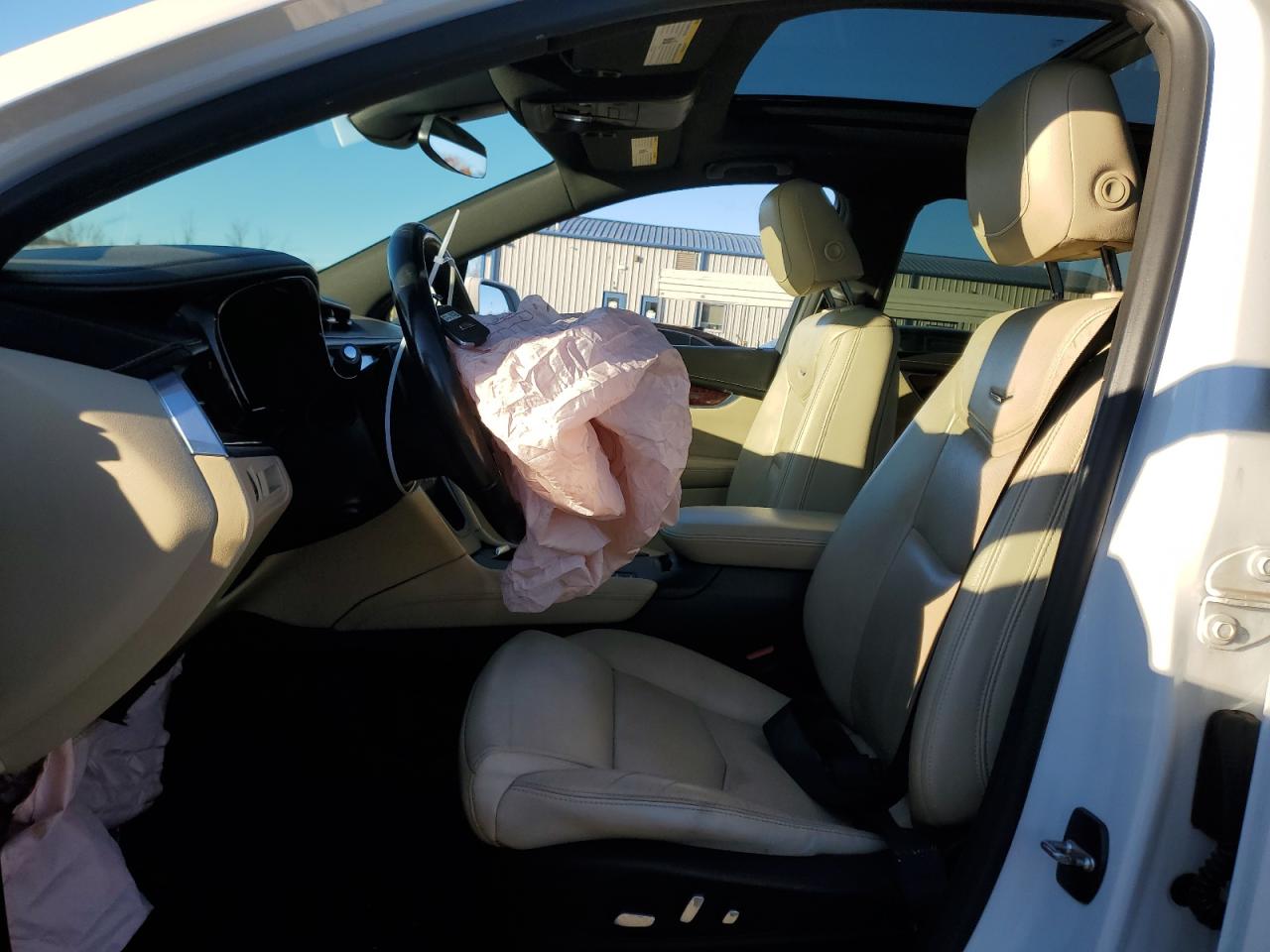 2018 Cadillac XT5 VIN 1GYKNDRS1JZ199069 Copart auction photo, front end damage thumbnail 7