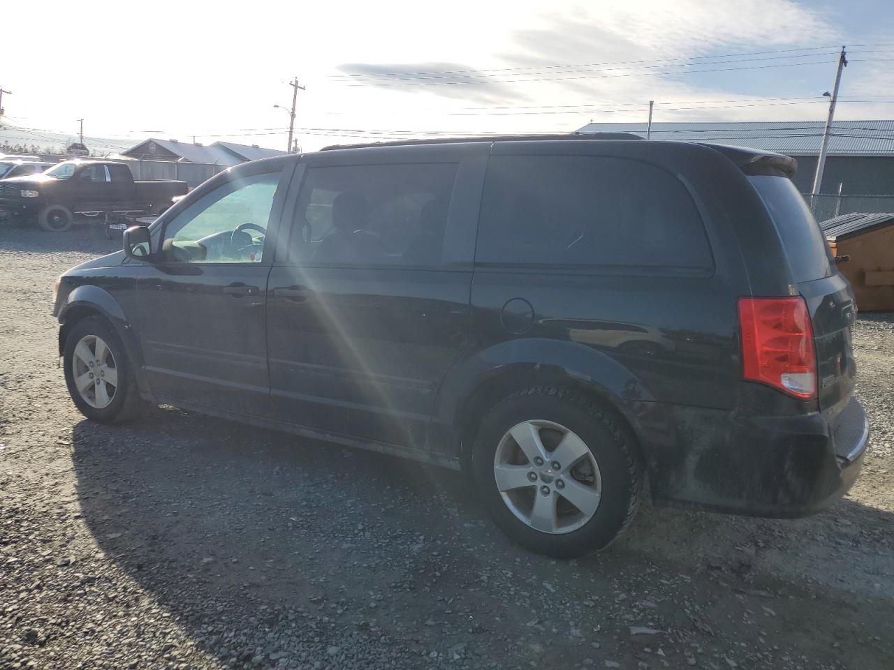 2016 Dodge Caravan VIN 2C4RDGBG1GR217684 Copart auction photo, front end damage thumbnail 2